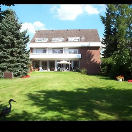 Отель Bevertal 3*