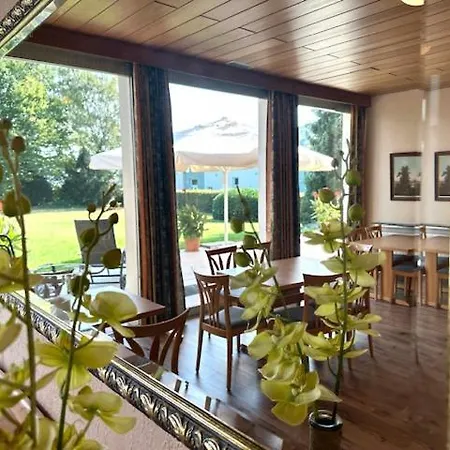 ホテル Bevertal 3*