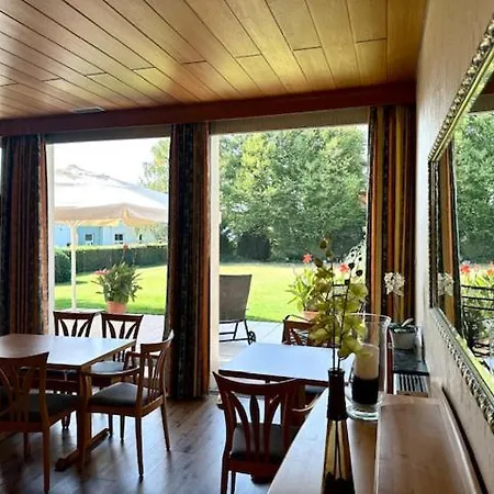 Отель Bevertal 3*