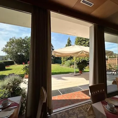 ホテル Bevertal ベーヴェルンゲン